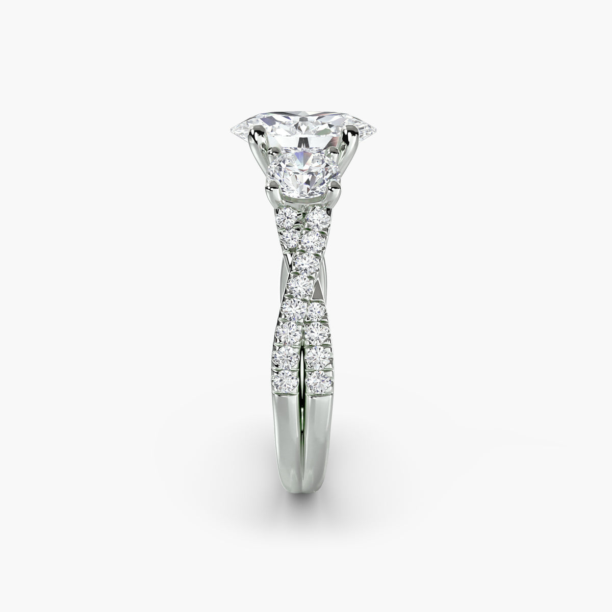 Bague Trois Pierres à Anneau Pavé 2 ct