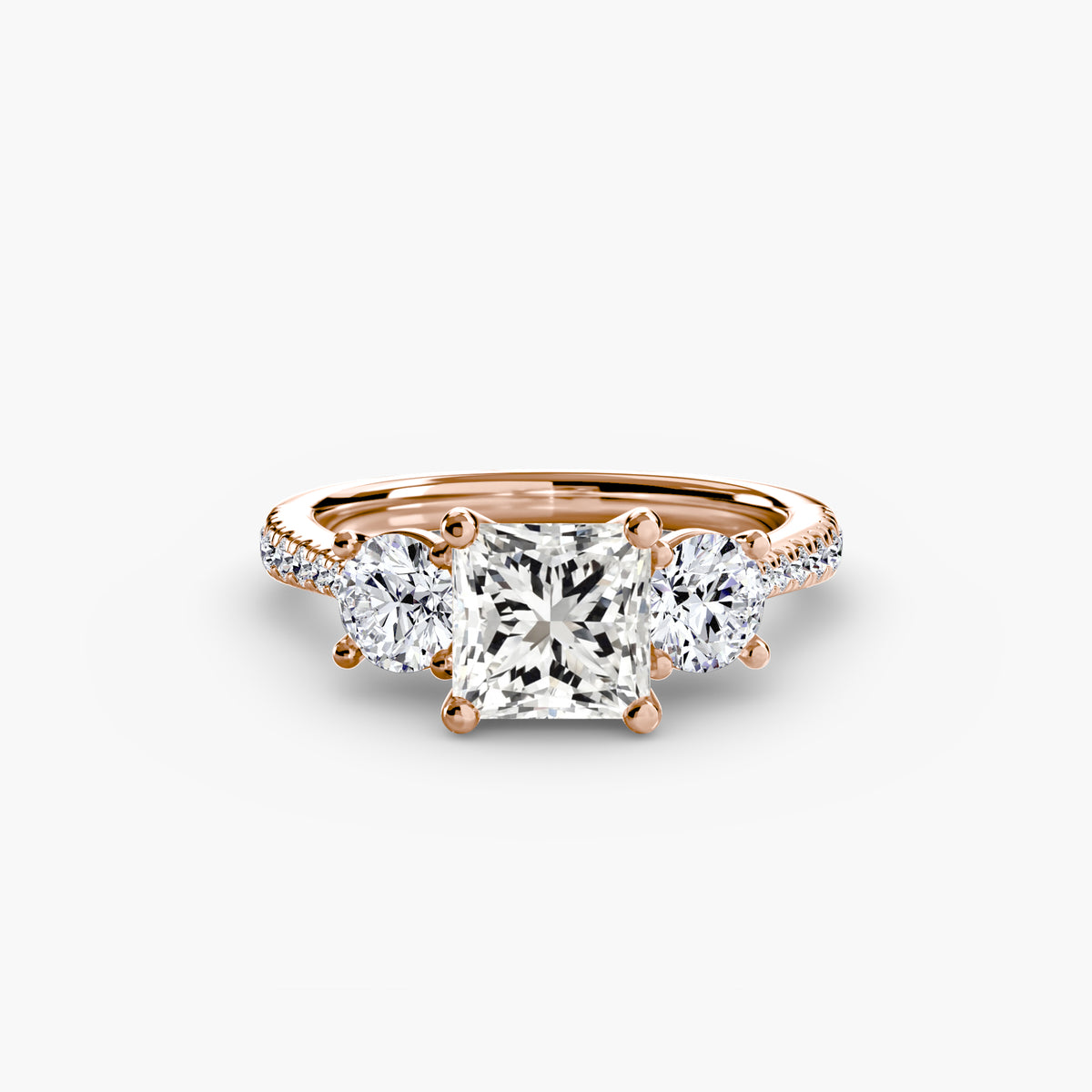 Bague Trois Pierres avec Anneau Pavé
