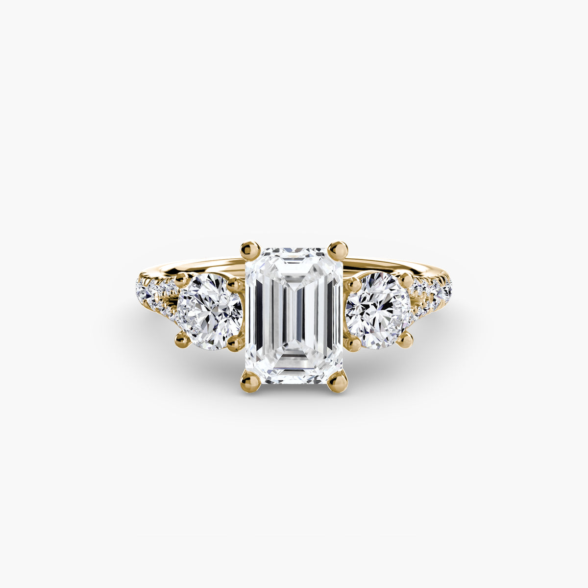 Bague Trois Pierres avec Anneau Pavé (Modèle 3)