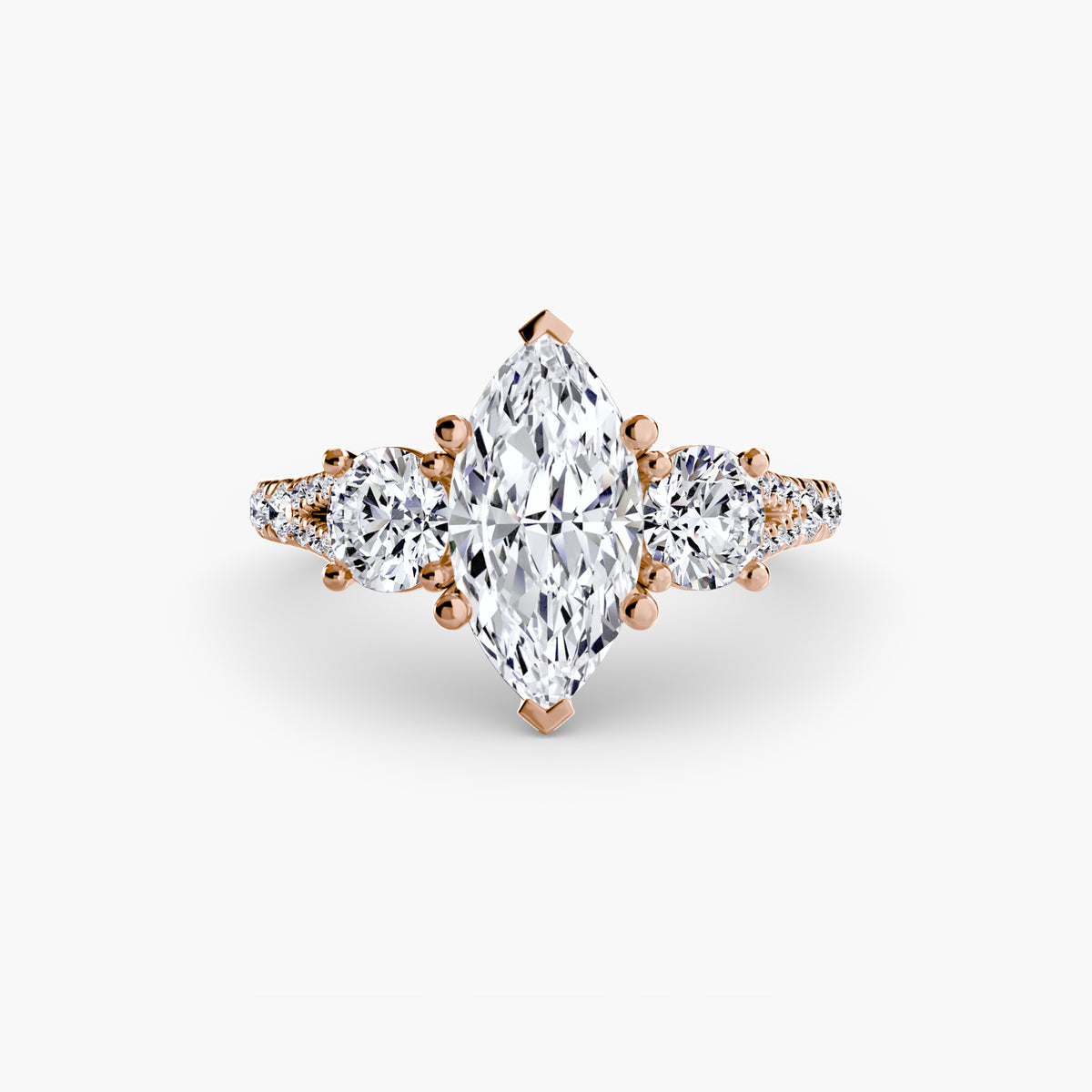 Bague Trois Pierres avec Anneau Pavé (Modèle 3)