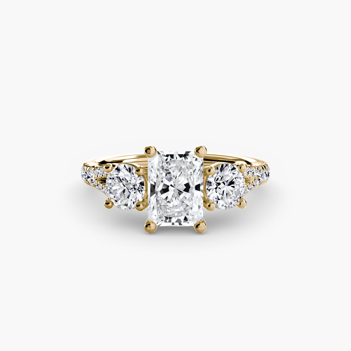 Bague Trois Pierres avec Anneau Pavé (Modèle 3)