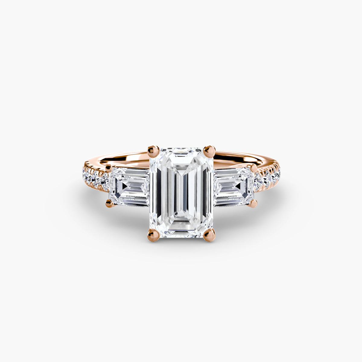 Bague Trois Pierres avec Anneau Pavé (Modèle 4)