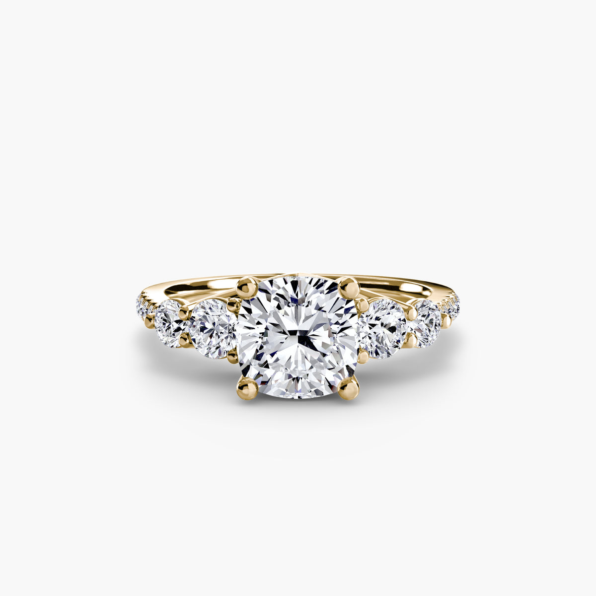 Bague Cinq Pierres avec Anneau Pavé