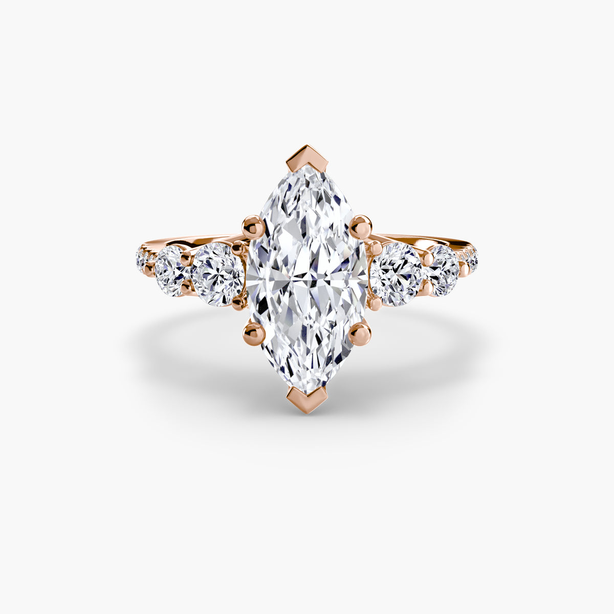 Bague Cinq Pierres avec Anneau Pavé