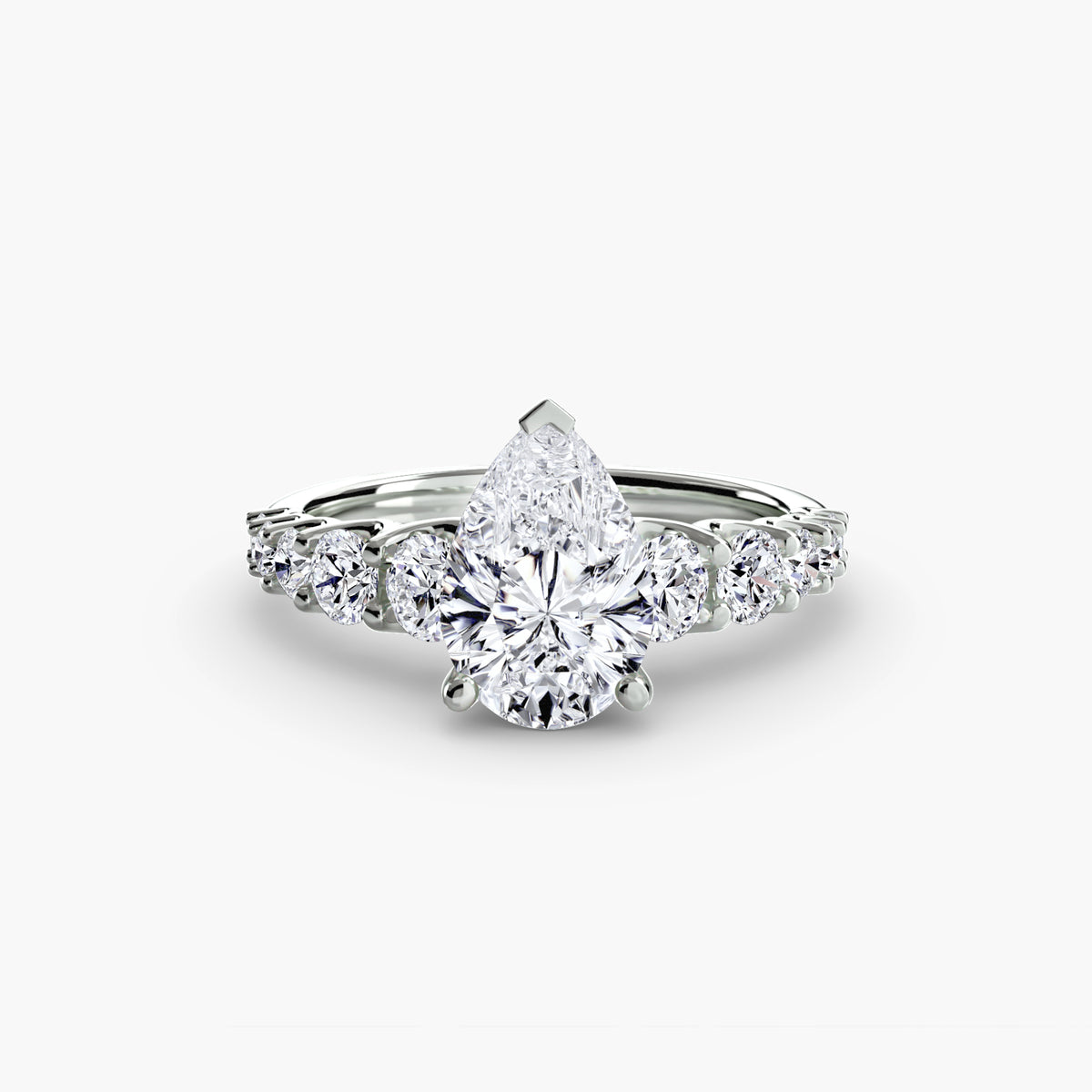 Bague à Pierres Décroissantes