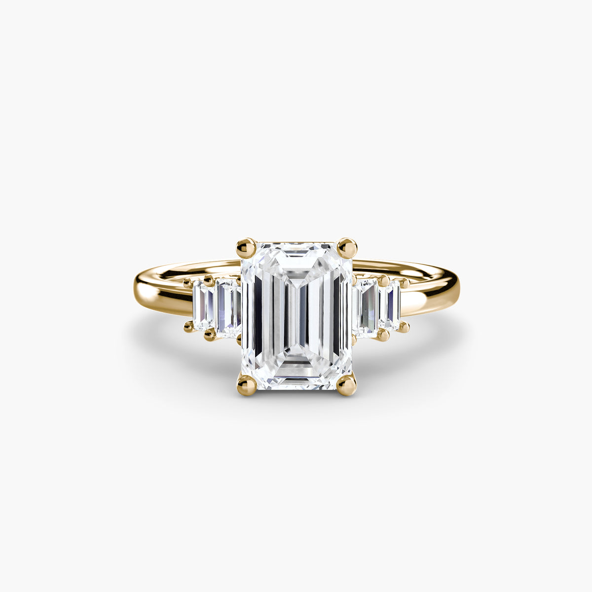 Bague Solitaire à Accents Baguettes