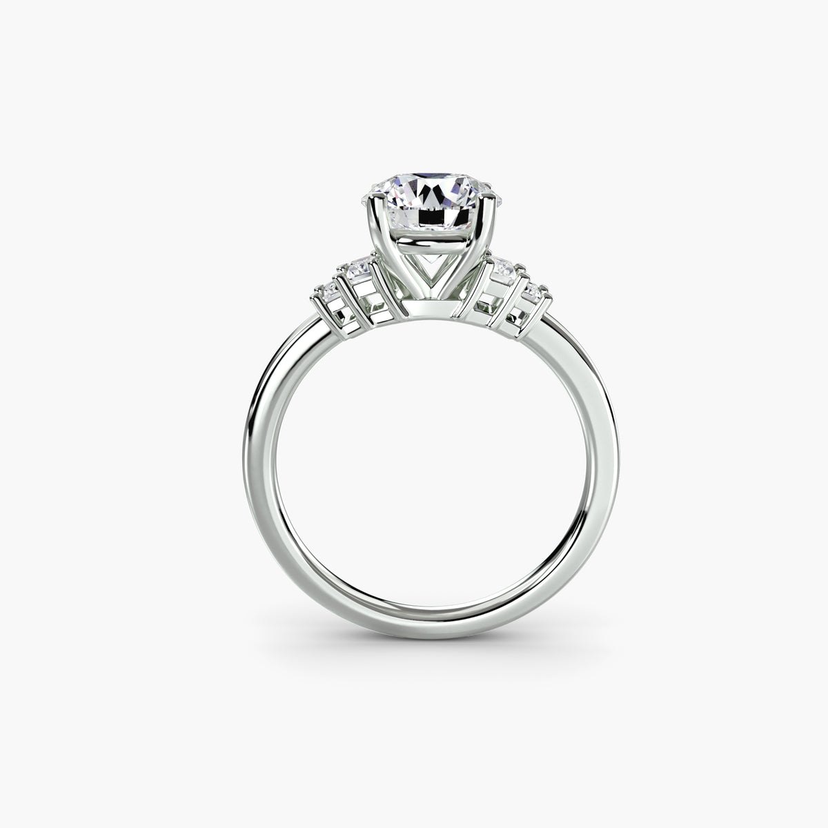 Bague Solitaire à Accents Baguettes