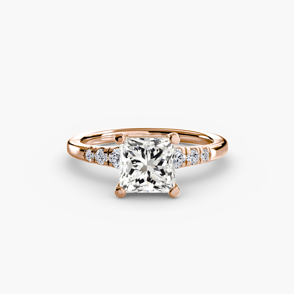 Bague Solitaire à Épaules Serties
