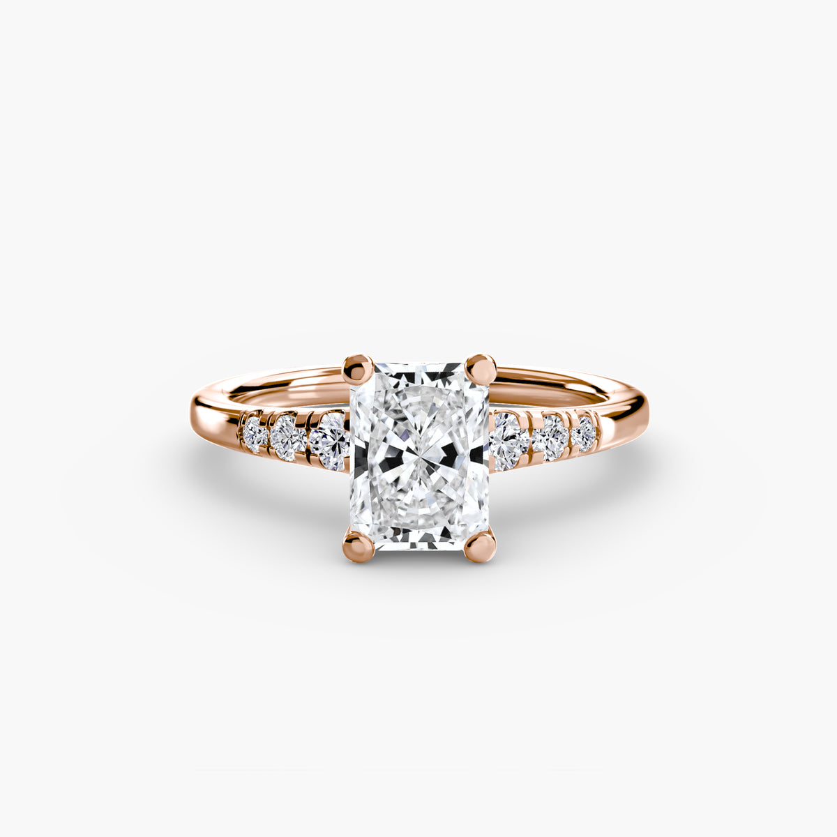 Bague Solitaire à Épaules Serties