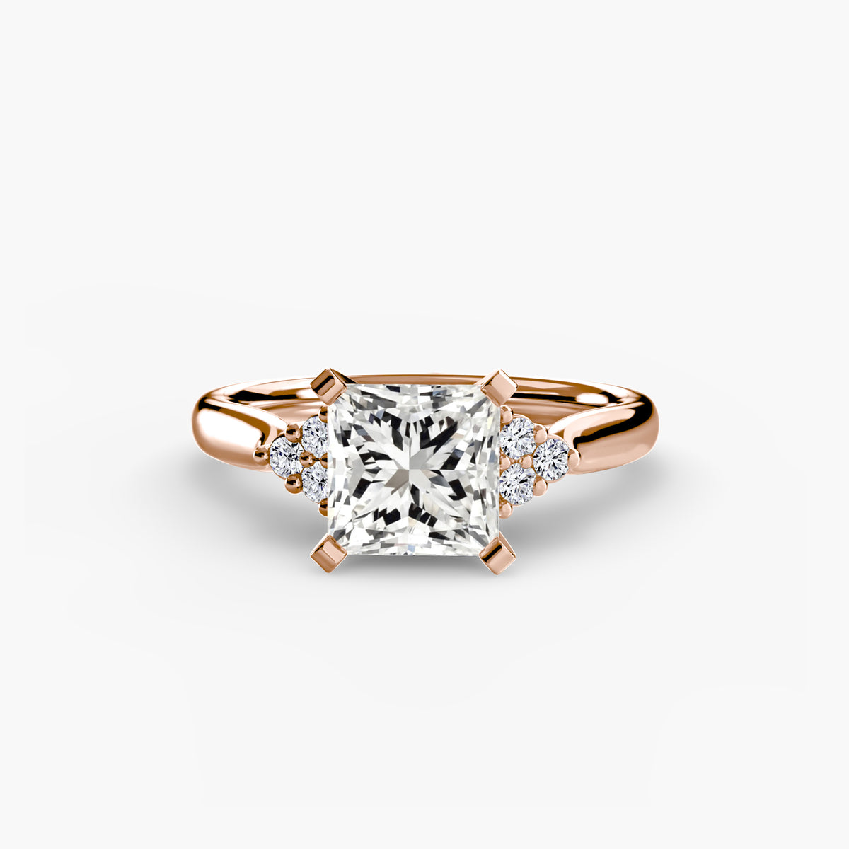 Bague Solitaire à Épaules en Grappe (Modèle 2)